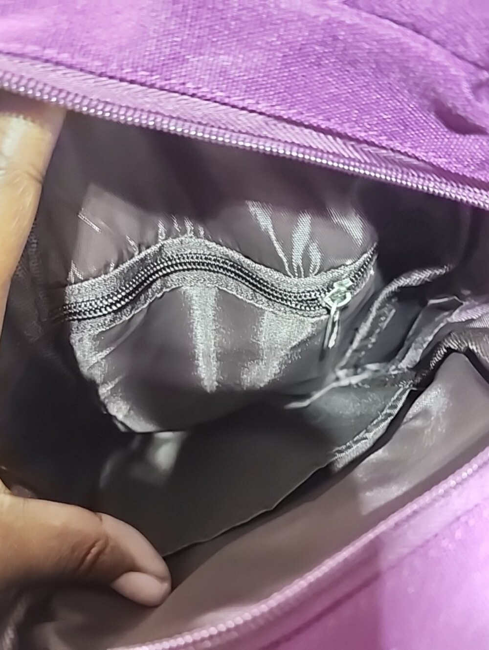 Sling Cross Body Bag - Picture 5 of 7